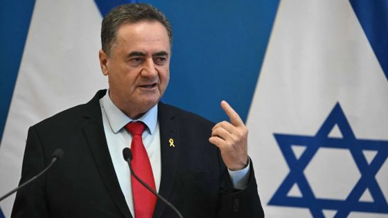 وزير الدفاع الإسرائيلي يتوعد طهران: “سكانها سيدفعون الثمن قريبًا” ردًا على الهجمات الصاروخية الإيرانية