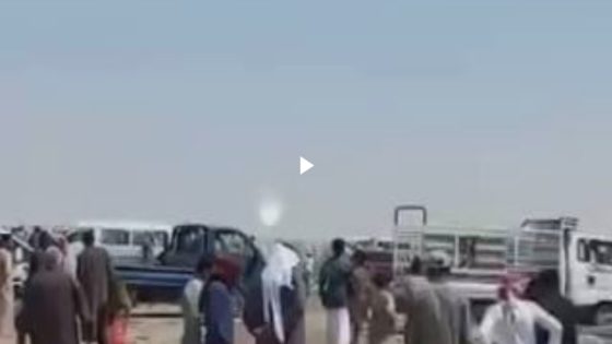 ظاهرة غريبة في سوريا: ظهور غيمة بشكل غريب أثناء دفن شخص