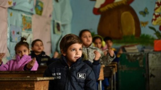 سوريا تشارك في اجتماع وزاري إقليمي في الدوحة لمناقشة تعليم الأطفال العائدين من اللجوء