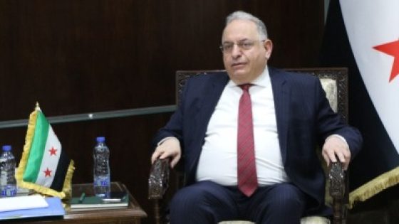 وزير المالية السوري: زيادات تدريجية في رواتب القطاع العام وتركيز خاص على المعلمين في إدلب