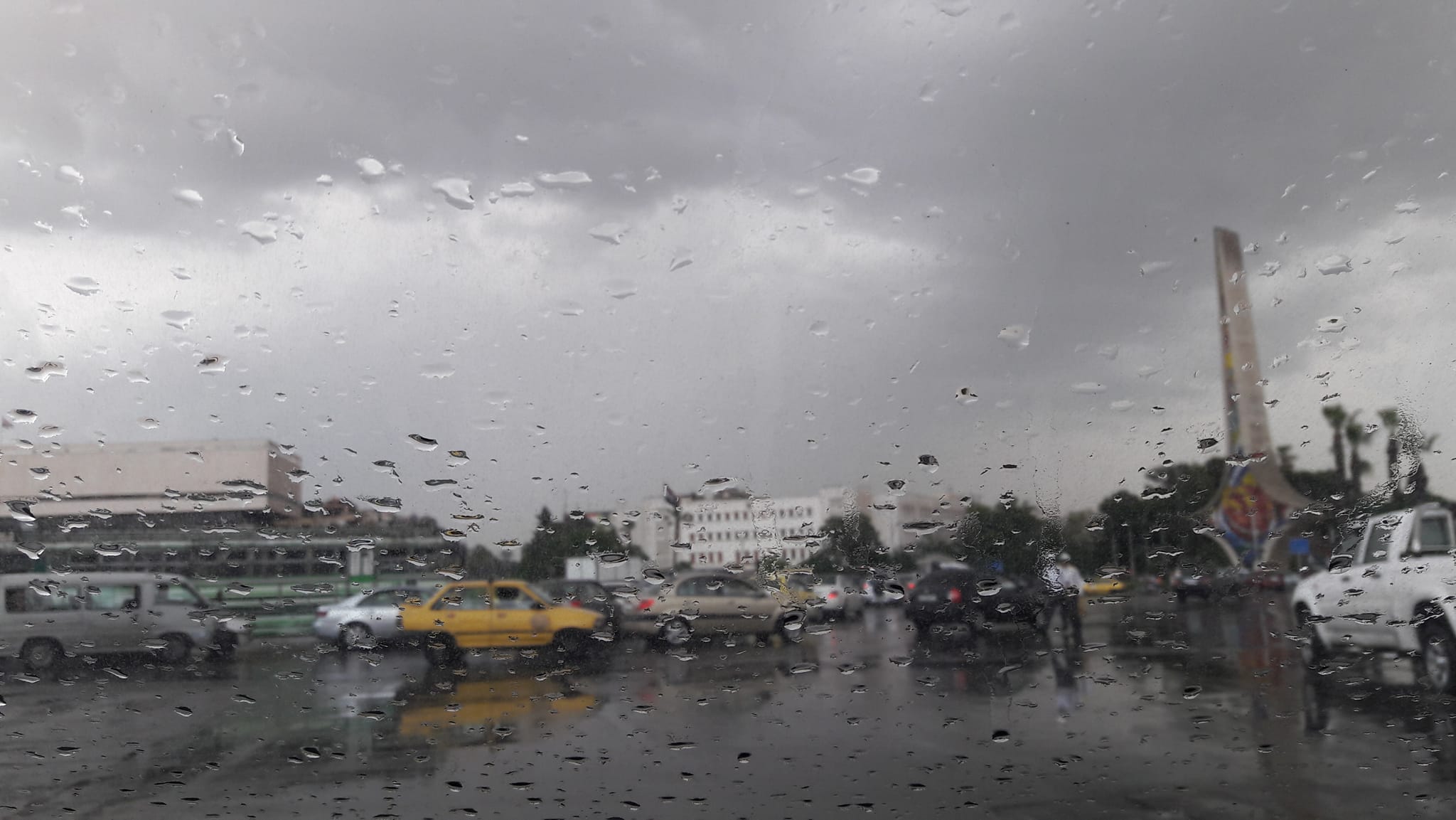 الأرصاد الجوية السورية: طقس صيفي معتدل مع رياح غربية منعشة وفرصة زخات مطر شمالاً